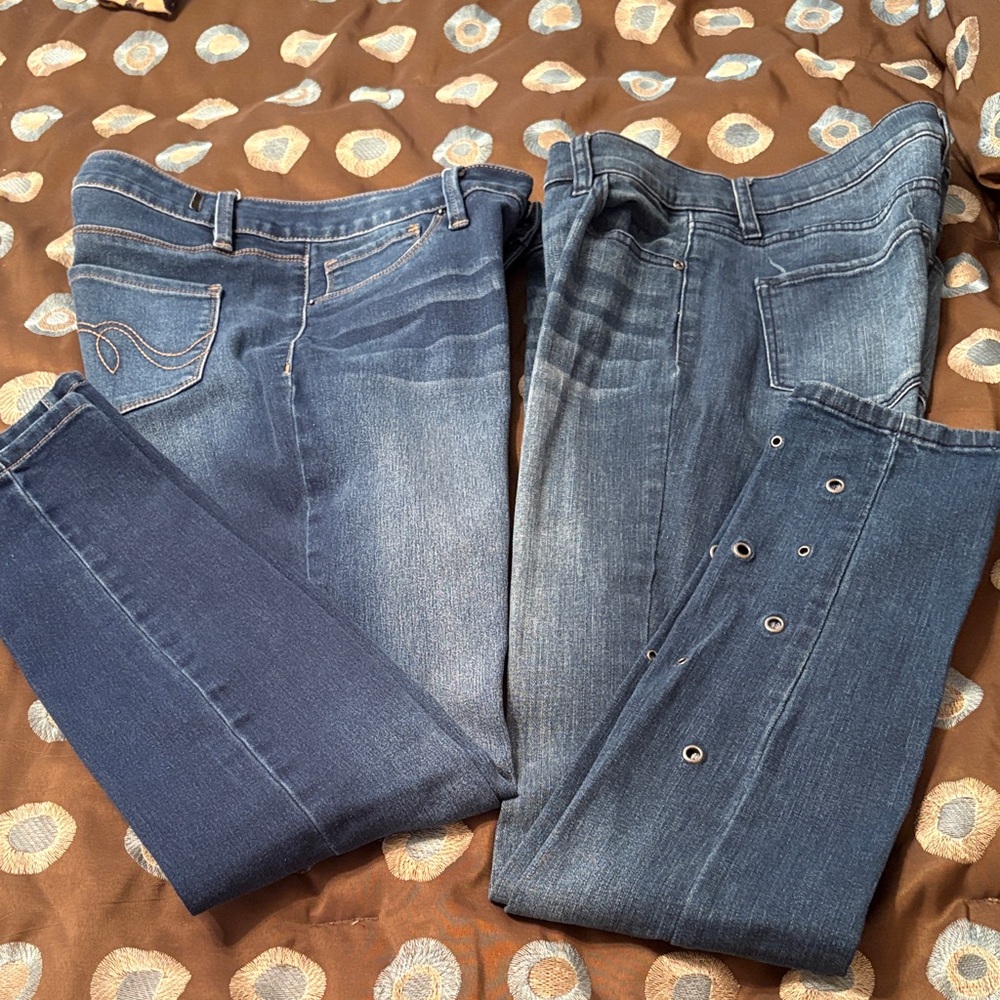 Soho Women’s Two-Tone Blue Skinny Jeans with Grommet Detail & Royalty jeans.